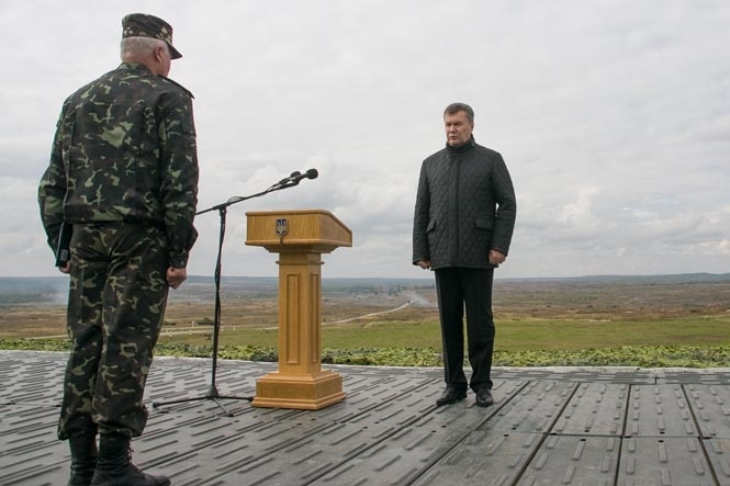 Янукович розказав, як реформуватиме українське військо (відео)