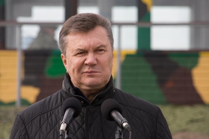 Янукович перебуває під контролем російської військової розвідки, - СБУ
