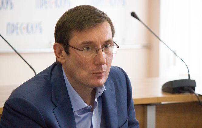 Луценко назвав чинну норму законодавства для лікування Тимошенко