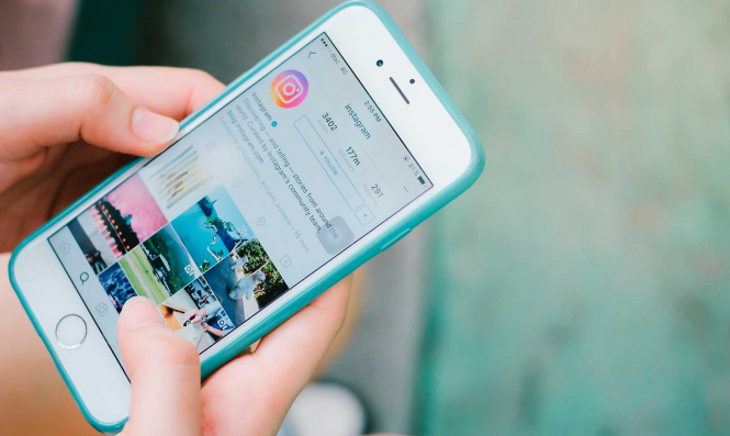 Instagram запускає функцію опису фотографій для слабозорих людей
