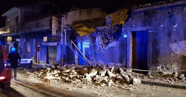 Землетрус на Сицилії: три десятки постраждалих, зруйновані будинки і храми, - ФОТО
