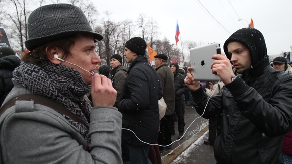 Депутат Держдуми погрожує журналістам криміналом за публікацію 