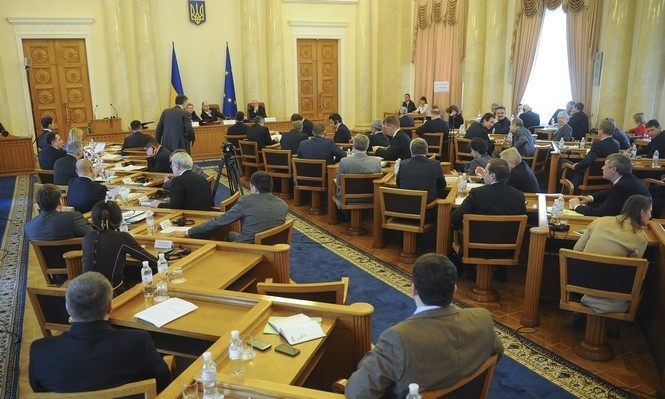 РНБО доручила Кабміну підготувати законопроект про референдум