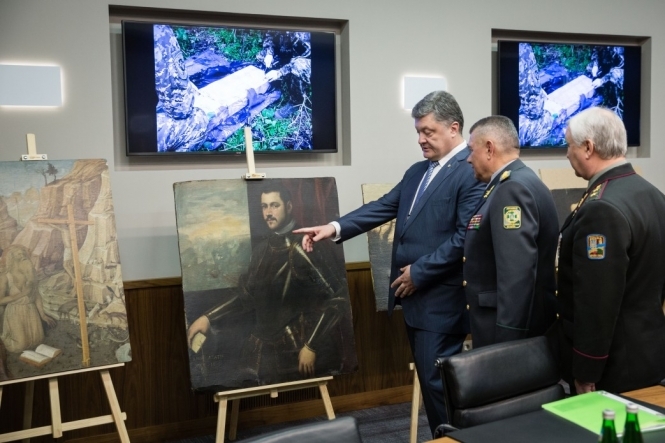 На Одесщине пограничники нашли 17 украденных из итальянского музея картин