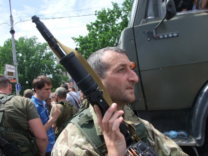 В Славянске около тыс террористов попали в засаду украинским военным