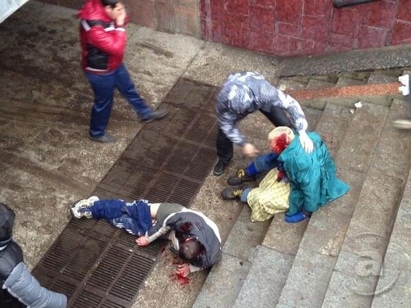 В Харькове антимайдановцы напали на тех, кто митинговал за единую Украину - видео
