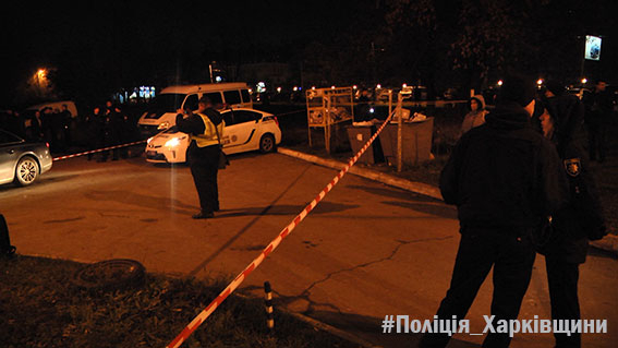 Невідомі обстріляли авто у центрі Харкова, водій загинув