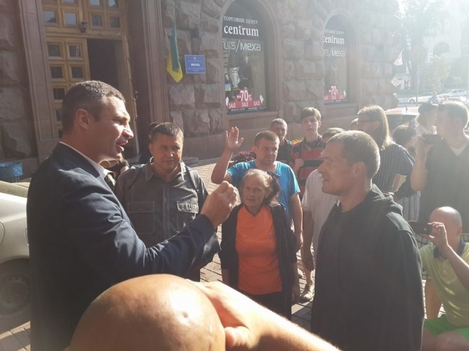 Кличко пришел на Майдан: хотел узнать, против кого строят баррикады, - видео
