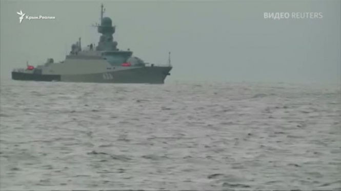 РФ перебросит в оккупированный Крым еще четыре военных корабля и катера