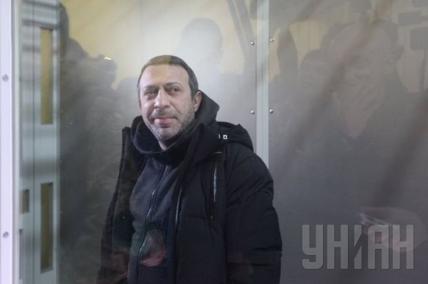 Днепровский районный суд Киева продлил срок содержания под стражей члена политсовета партии УКРОП Геннадия Корбана до 15 апреля 2016 года. 
