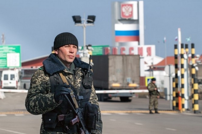 Ночью вооруженные неизвестные со стороны России напали на украинскую пограничную часть