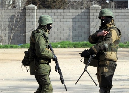 Россияне в Крыму захватывают военные объекты Украины