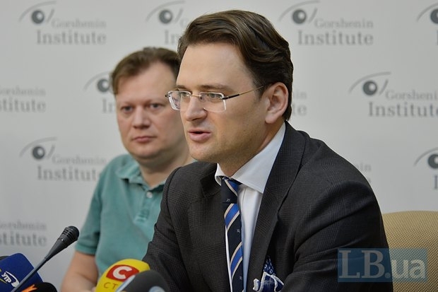 Украина вместе с НАТО будут противодействовать пропаганде РФ, - Кулеба