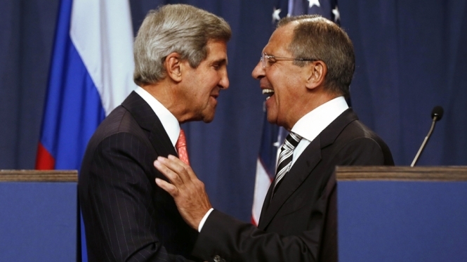 Лавров предупредил Керри, что аннексия Крыма пересмотру не подлежит