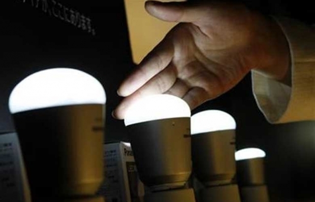 У Чернівцях з'явилися вуличні ліхтарі, що працюють на сонячній енергії