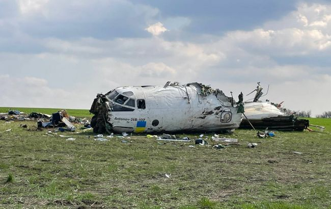 З'явилися відео з місця та деталі падіння літака Ан-26
