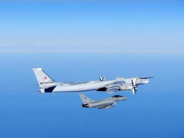Британские истребители перехватили российский бомбардировщик Ту-95