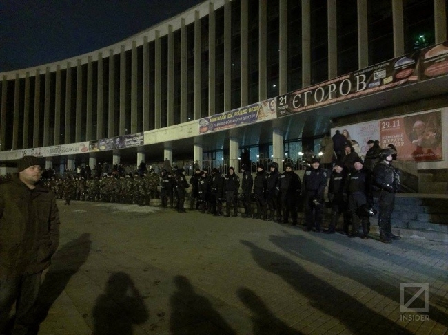 Милиция разогнала противников концерта Ани Лорак в Киеве