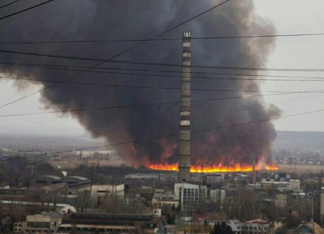 В Луганске взорвался склад с топливом для армейской техники - ФОТО