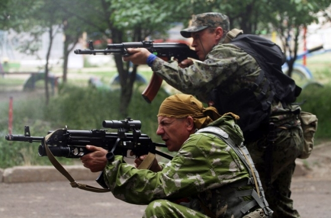 Военные отбили нападение террористов на часть в Артемовске