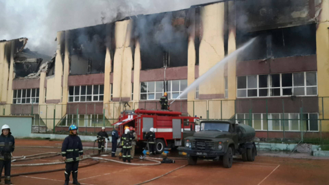 У Львові вночі сталася пожежа в спорткомплексі Міноборони