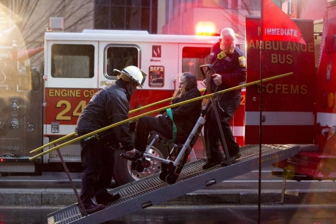 Из-за задымления в метро в Вашингтоне погиб человек, - видео