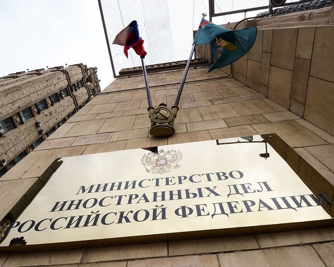 Російське МЗС стверджує, що Росія не є стороною конфлікту на Донбасі 