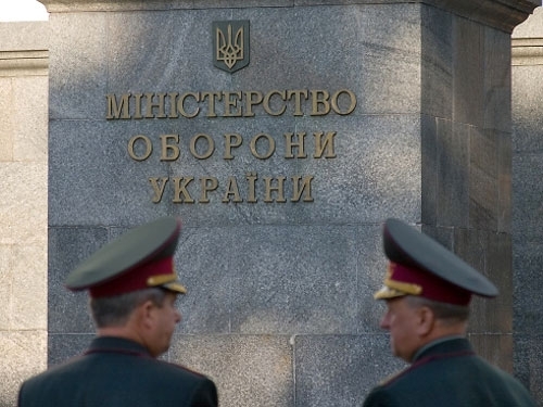 Військовослужбовці можуть долучитись до антитерористичної операції в Україні, - Міноборони