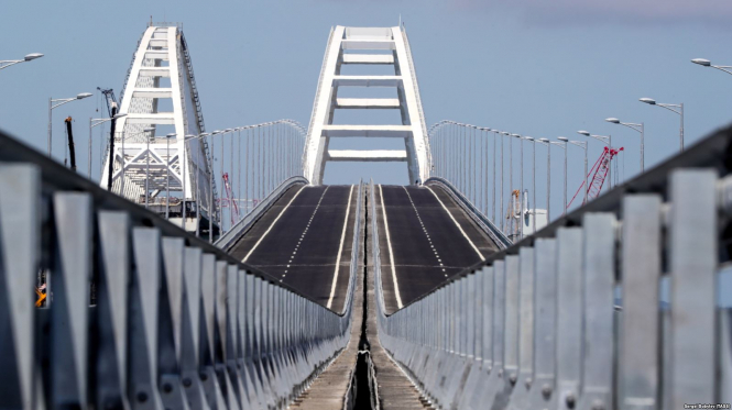 Росіяни вважають відкриття Керченського мосту подією року
