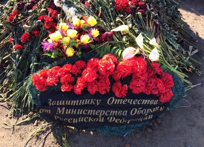 В мережі з'явилися фото могил співробітників ГРУ РФ, які загинули у боях на Донбасі