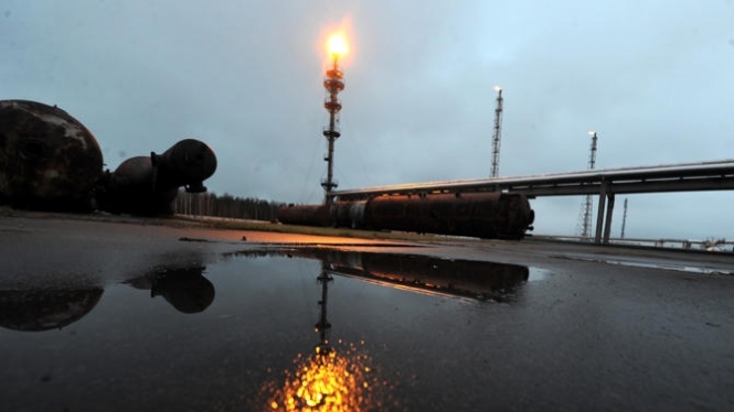 Діденко намагається віддати технологічну нафту НПЗ Коломойського, - документ