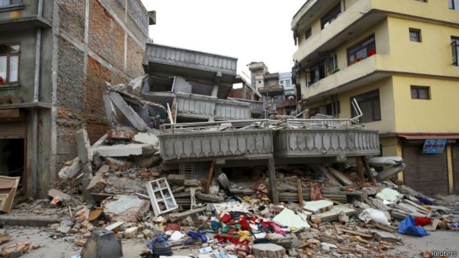 От землетрясения в Непале погибли более 3,2 тыс человек