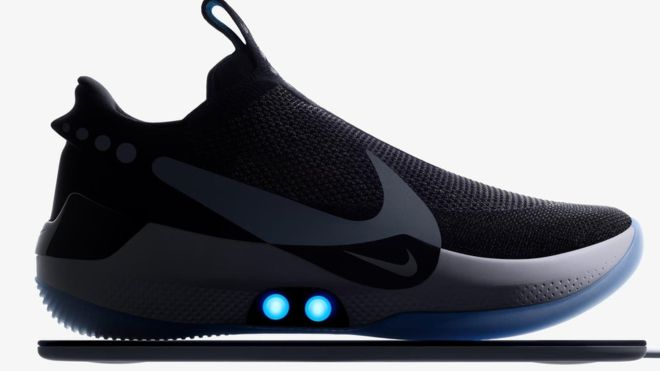 Nike презентувала кросівки, які підлаштовуються під форму стопи
