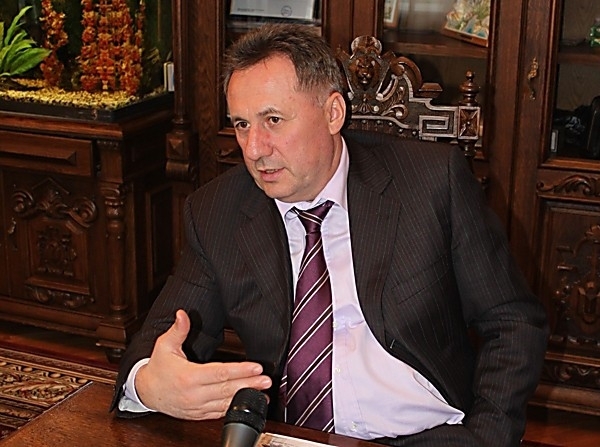 Порошенко вимагає звільнити прокурора Одеської області Стоянова
