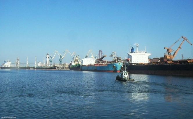 В украинских портах рекордно упала перевалка грузов