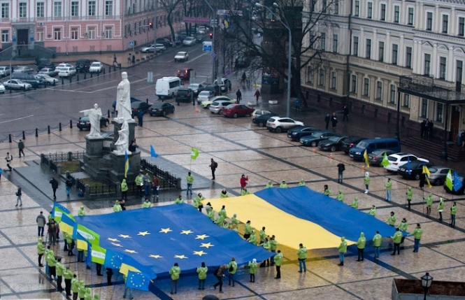 В Україні більше прихильників євроінтеграції, ніж союзу з Москвою, - опитування 