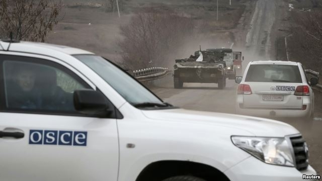 Боевики в Донбассе открыли предупредительный огонь, когда СММ ОБСЕ нашла их танк