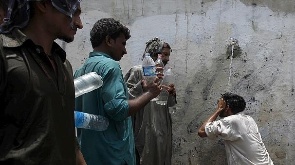 У Пакистані від спеки померло понад тисячу людей