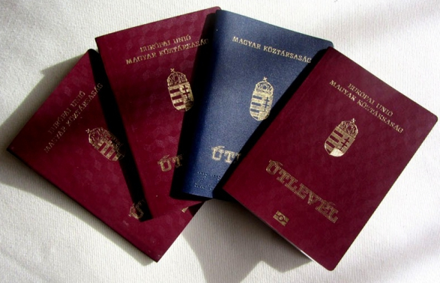В Будапеште будут судить 16 человек за махинации с гражданством Венгрии для украинцев и русских