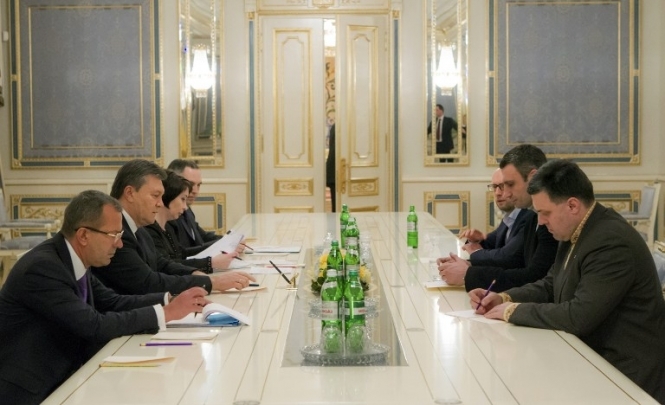 На Банковій стартував четвертий раунд переговорів Януковича з опозицією