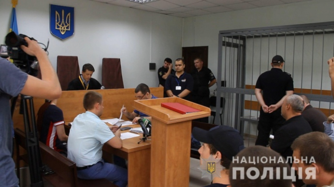 Конфликт на элеваторе в Харьковской области: 15 подозреваемых взяли под стражу