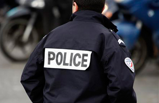 Трьох чоловіків і дівчину-підлітка затримали у Франції  за підозрою в підготовці теракту 