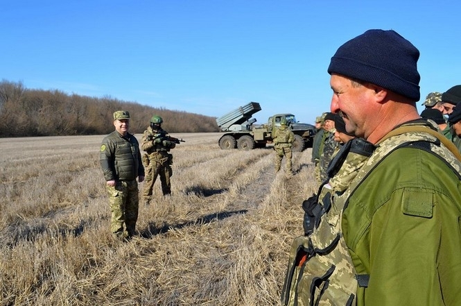 Армія більше не допустить захоплення українських земель, - Полторак