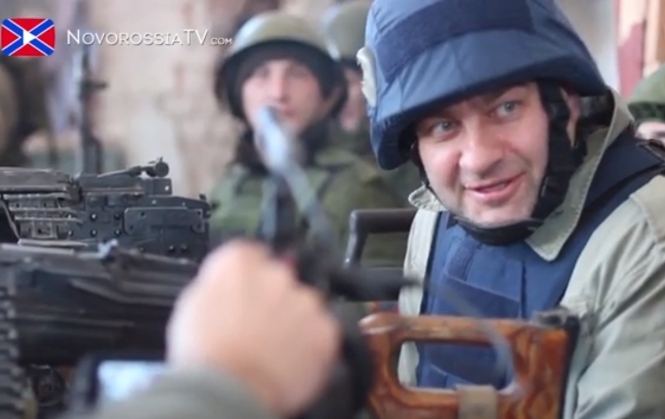 Российский актер рассказал, почему он обстреливал Донецкий аэропорт в каске 