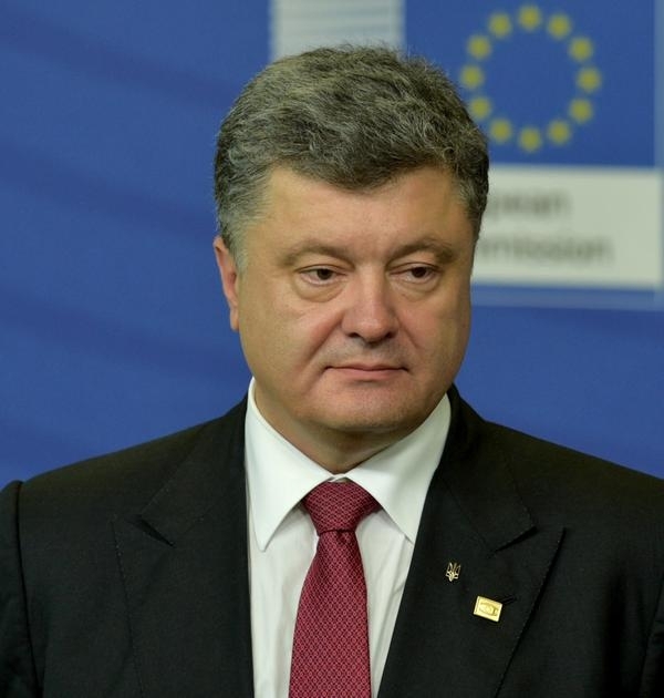 Остановить противостояние на востоке Украины Порошенко надеется уже на следующей неделе
