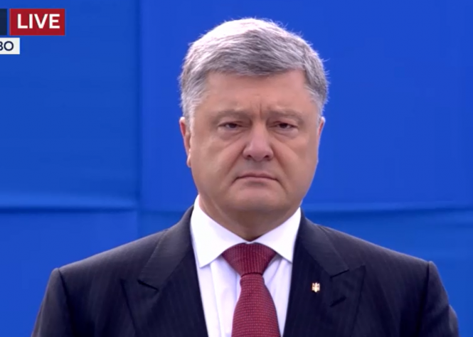 Порошенко приказал немедленно возобновить переговоры по возвращению украинских заложников