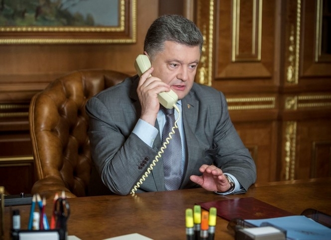 Порошенко и Путин по телефону согласовали порядок встречи в Милане