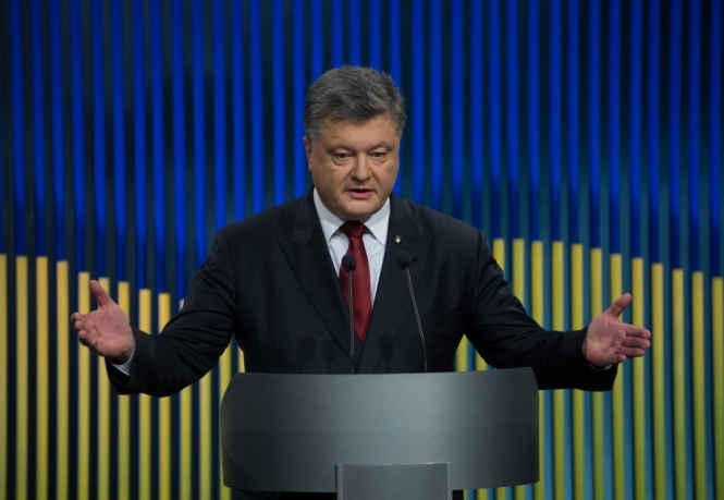 Порошенко закликав телеканали збільшити частку української мови в ефірі