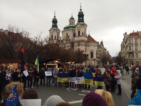 Прага отказалась принимать визит Януковича