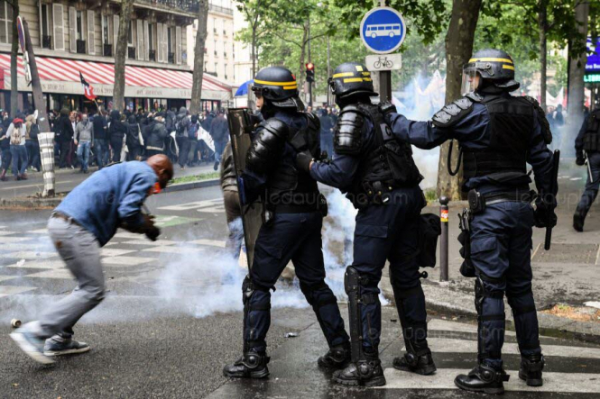В протестах во Франции приняли участие почти 140 тыс. человек